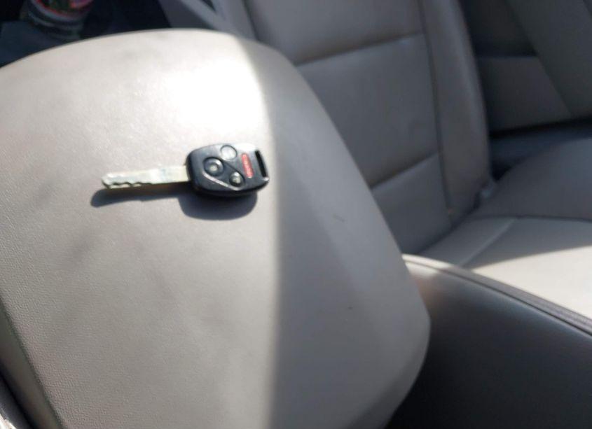 Photo 11 of 2014 Honda Pilot TOURING (VIN 5FNYF4H92EB027303)