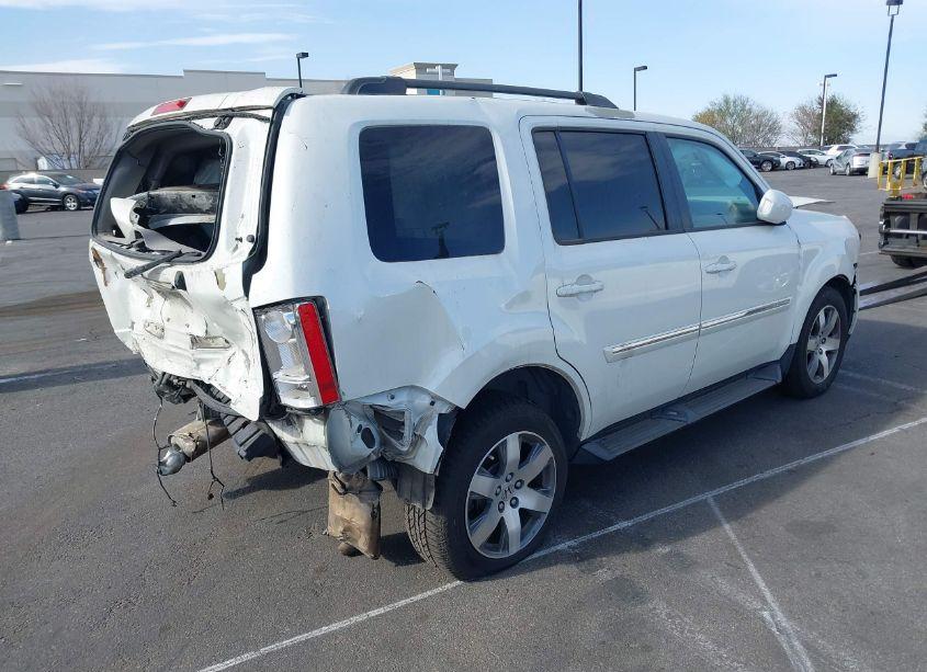 Photo 4 of 2014 Honda Pilot TOURING (VIN 5FNYF4H92EB027303)