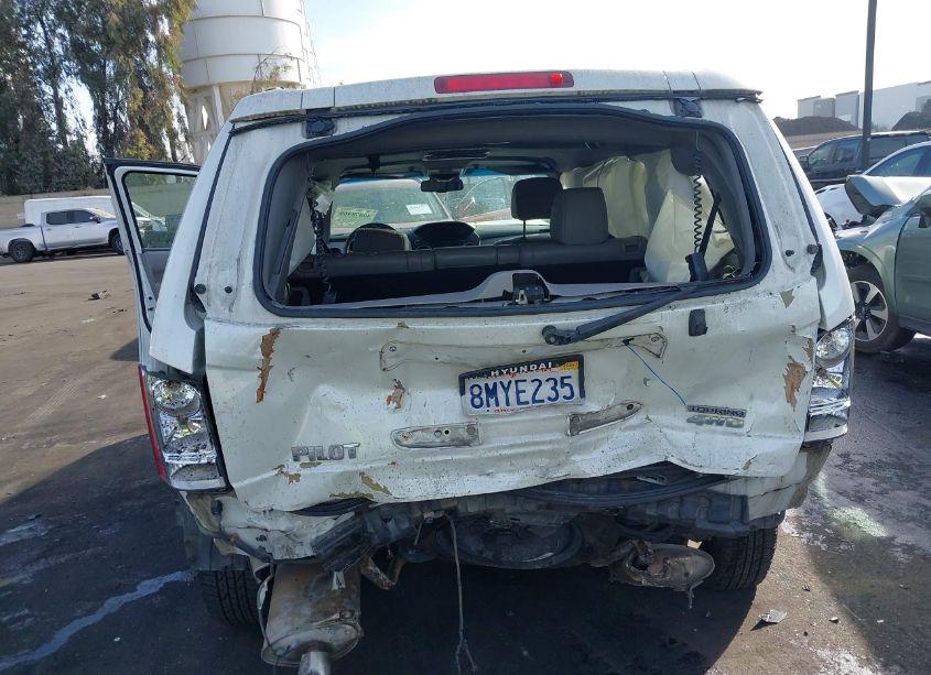 Photo 6 of 2014 Honda Pilot TOURING (VIN 5FNYF4H92EB027303)