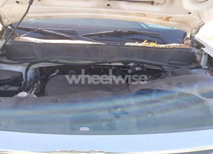 Photo 10 of 2014 Honda Pilot TOURING (VIN 5FNYF4H92EB044666)