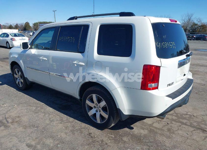 Photo 3 of 2014 Honda Pilot TOURING (VIN 5FNYF4H92EB044666)