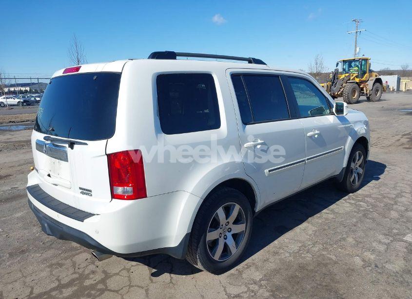 Photo 4 of 2014 Honda Pilot TOURING (VIN 5FNYF4H92EB044666)