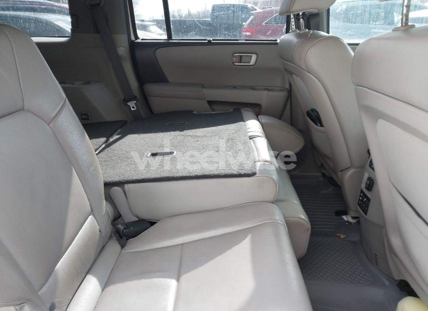 Photo 8 of 2015 Honda Pilot TOURING (VIN 5FNYF4H92FB012575)