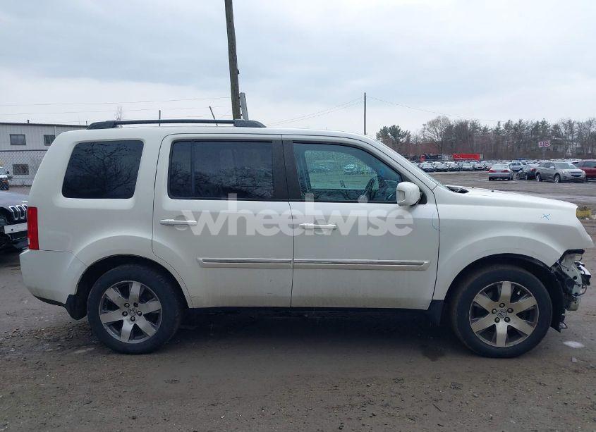 Photo 14 of 2015 Honda Pilot TOURING (VIN 5FNYF4H92FB042384)