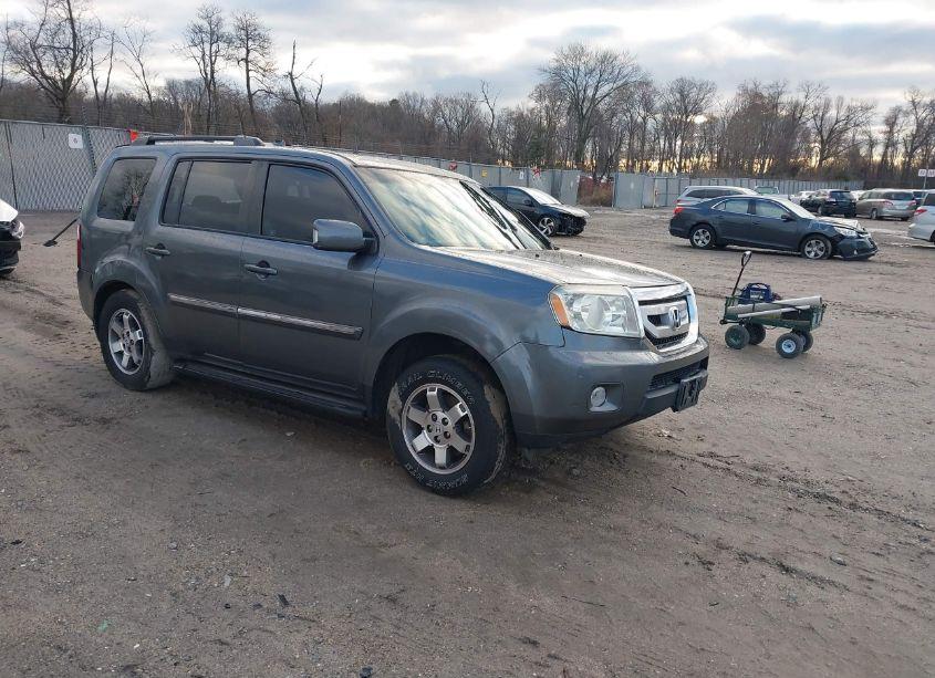 2011 Honda Pilot TOURING (VIN 5FNYF4H93BB064226) main photo