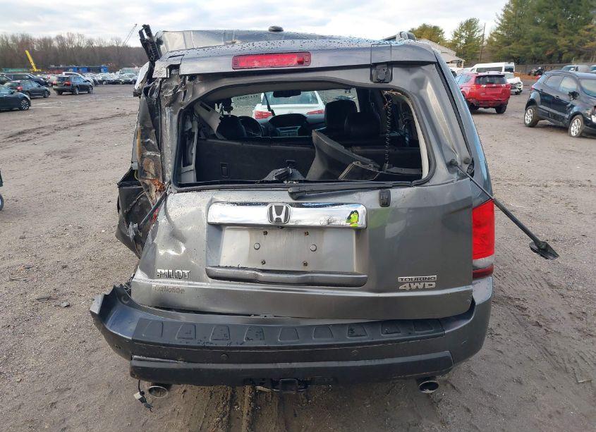 Photo 16 of 2011 Honda Pilot TOURING (VIN 5FNYF4H93BB064226)