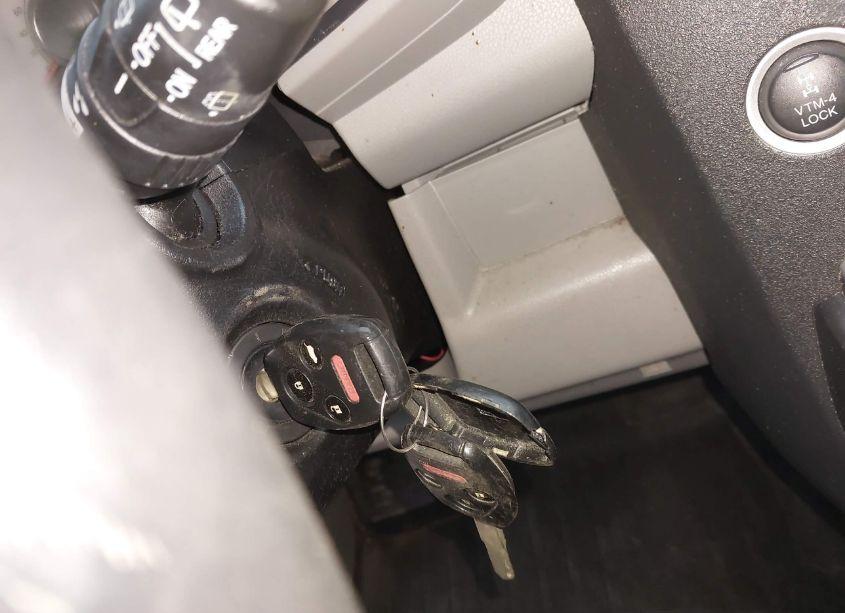 Photo 11 of 2011 Honda Pilot TOURING (VIN 5FNYF4H93BB069345)