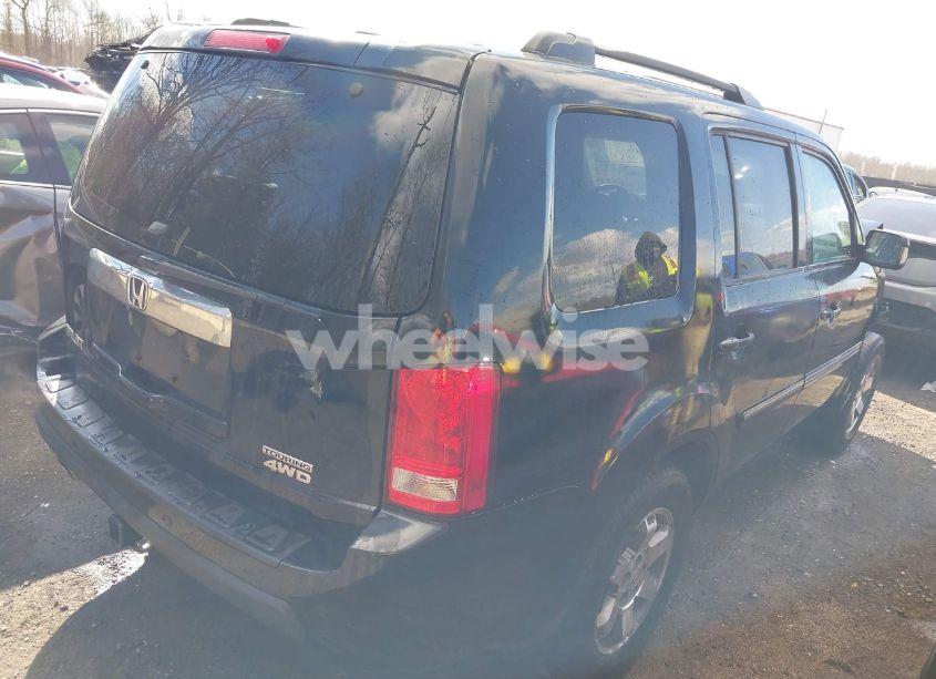 Photo 4 of 2011 Honda Pilot TOURING (VIN 5FNYF4H93BB088428)