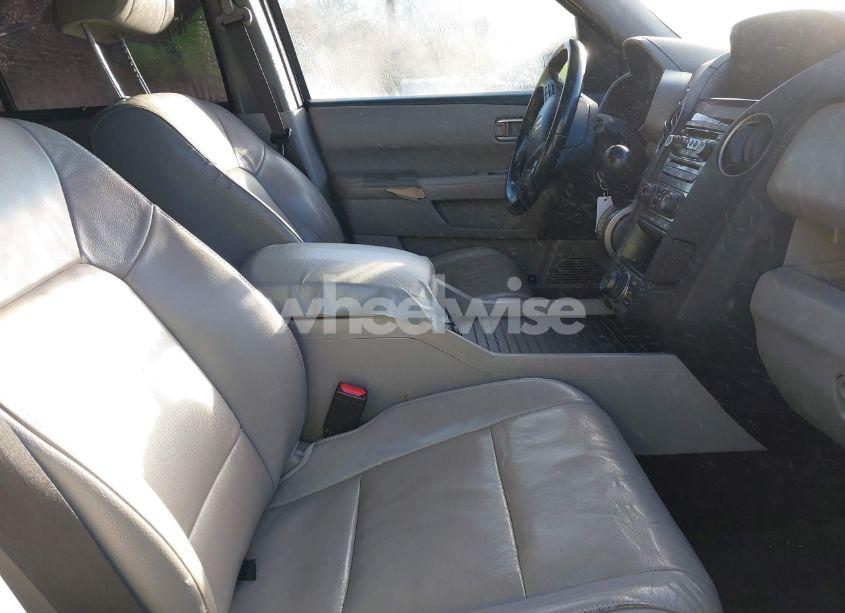 Photo 5 of 2012 Honda Pilot TOURING (VIN 5FNYF4H93CB066981)