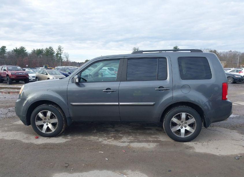Photo 14 of 2013 Honda Pilot TOURING (VIN 5FNYF4H93DB008032)