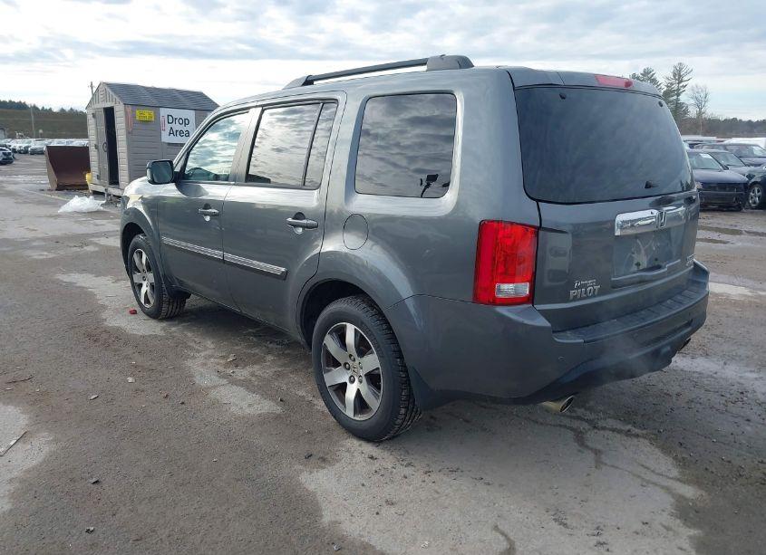 Photo 3 of 2013 Honda Pilot TOURING (VIN 5FNYF4H93DB008032)