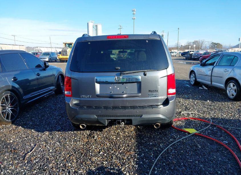 Photo 16 of 2013 Honda Pilot TOURING (VIN 5FNYF4H93DB032878)