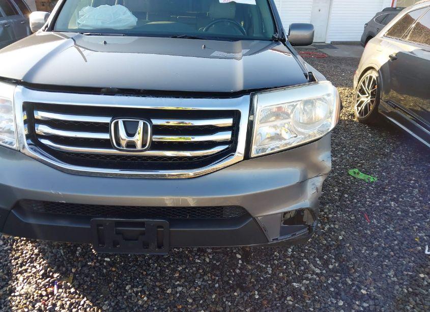 Photo 18 of 2013 Honda Pilot TOURING (VIN 5FNYF4H93DB032878)