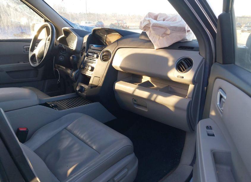 Photo 5 of 2013 Honda Pilot TOURING (VIN 5FNYF4H93DB032878)