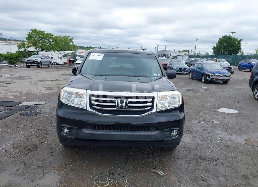 Photo 12 of 2013 Honda Pilot TOURING (VIN 5FNYF4H93DB053570)