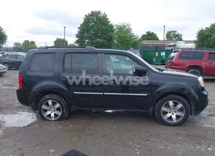 Photo 13 of 2013 Honda Pilot TOURING (VIN 5FNYF4H93DB053570)