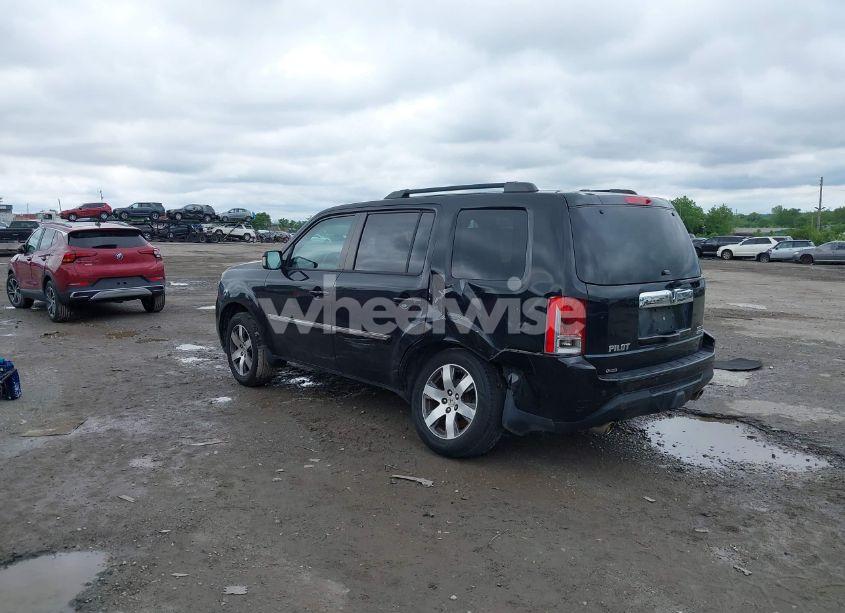 Photo 3 of 2013 Honda Pilot TOURING (VIN 5FNYF4H93DB053570)