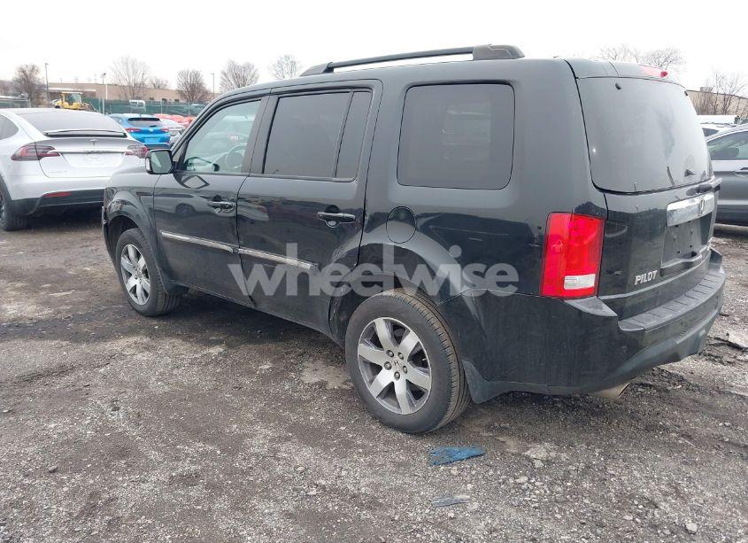 Photo 3 of 2013 Honda Pilot TOURING (VIN 5FNYF4H93DB075861)
