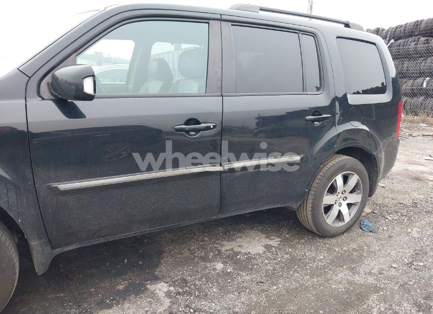 Photo 6 of 2013 Honda Pilot TOURING (VIN 5FNYF4H93DB075861)