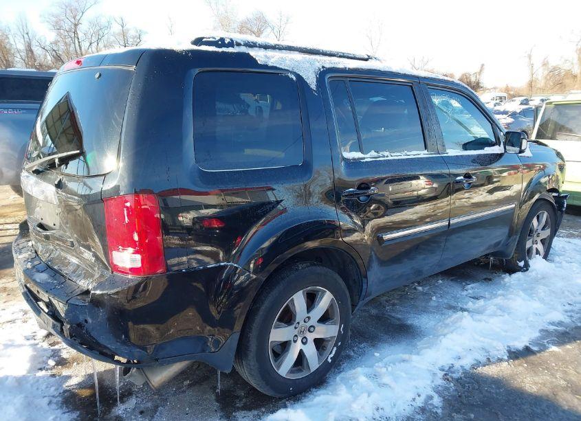 Photo 4 of 2014 Honda Pilot TOURING (VIN 5FNYF4H93EB013233)
