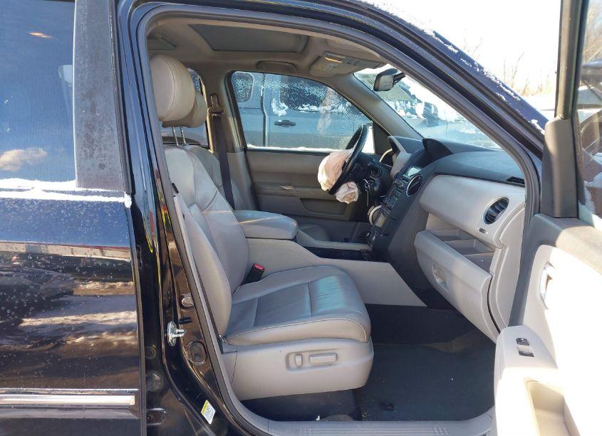 Photo 5 of 2014 Honda Pilot TOURING (VIN 5FNYF4H93EB013233)