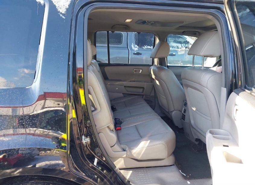 Photo 8 of 2014 Honda Pilot TOURING (VIN 5FNYF4H93EB013233)