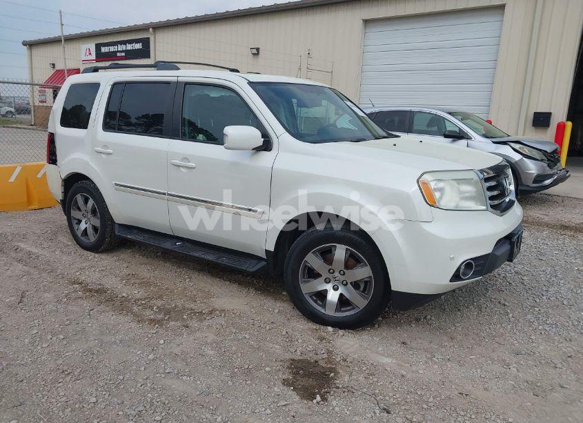 2014 Honda Pilot TOURING (VIN 5FNYF4H93EB023602) main photo