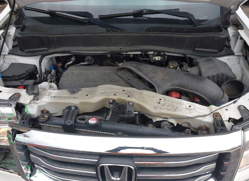 Photo 10 of 2015 Honda Pilot TOURING (VIN 5FNYF4H93FB008552)