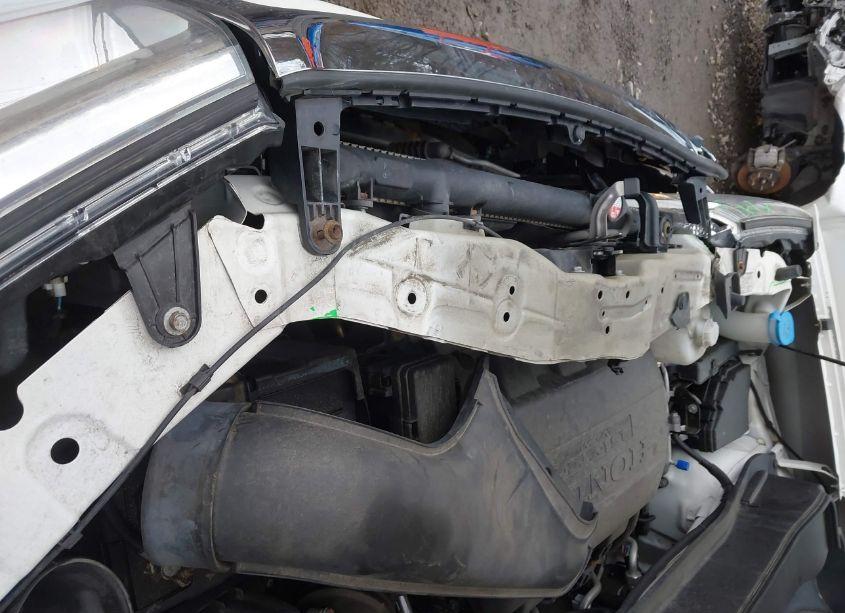 Photo 18 of 2015 Honda Pilot TOURING (VIN 5FNYF4H93FB008552)