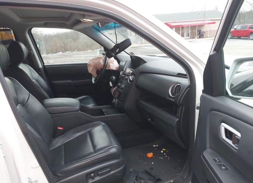 Photo 5 of 2015 Honda Pilot TOURING (VIN 5FNYF4H93FB008552)