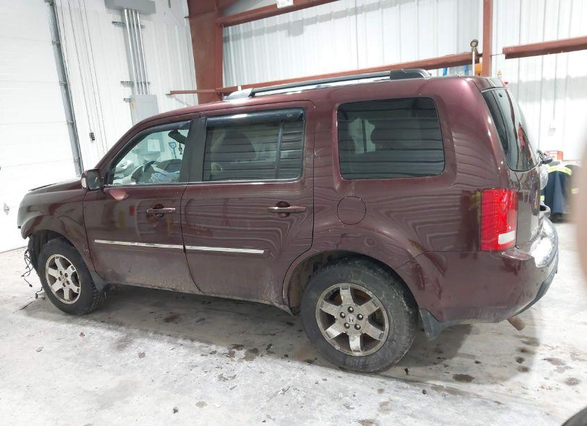 Photo 15 of 2011 Honda Pilot TOURING (VIN 5FNYF4H94BB074604)
