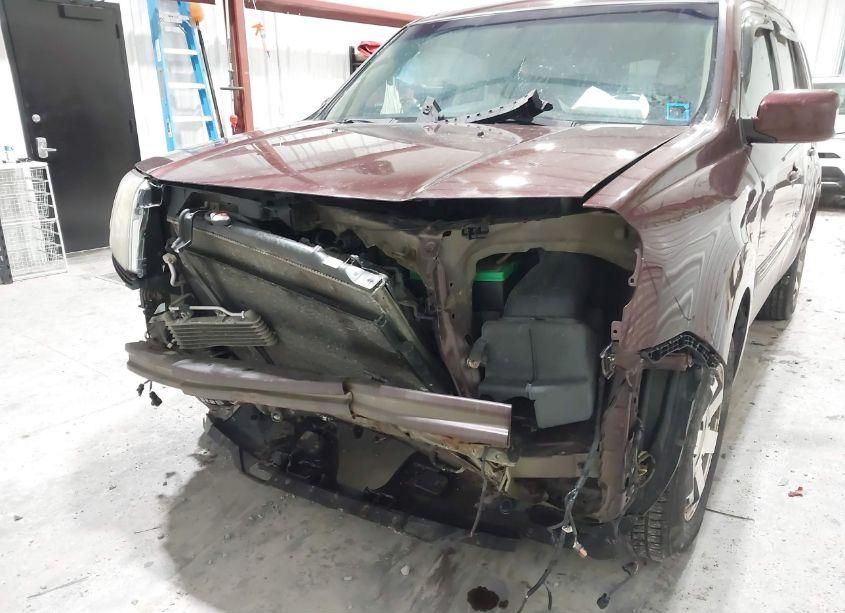 Photo 6 of 2011 Honda Pilot TOURING (VIN 5FNYF4H94BB074604)