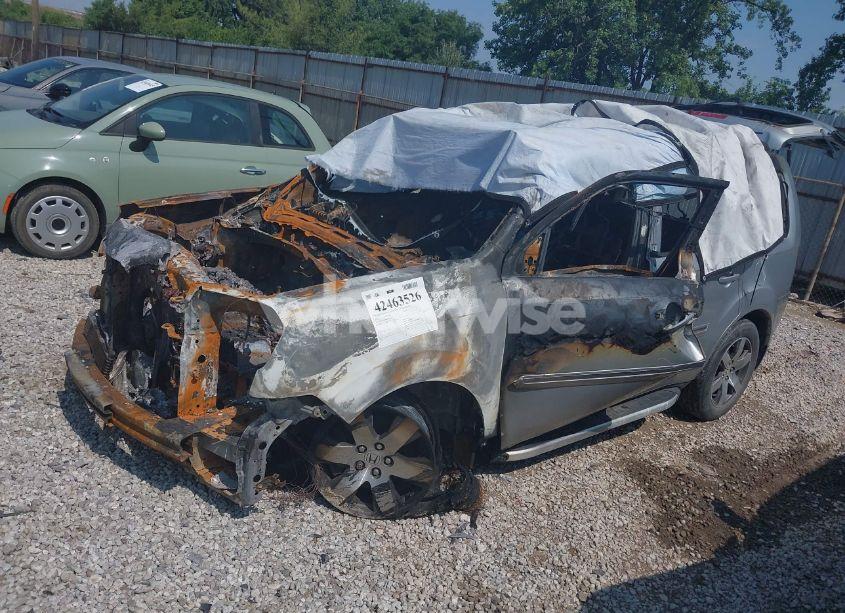 Photo 2 of 2012 Honda Pilot TOURING (VIN 5FNYF4H94CB010127)