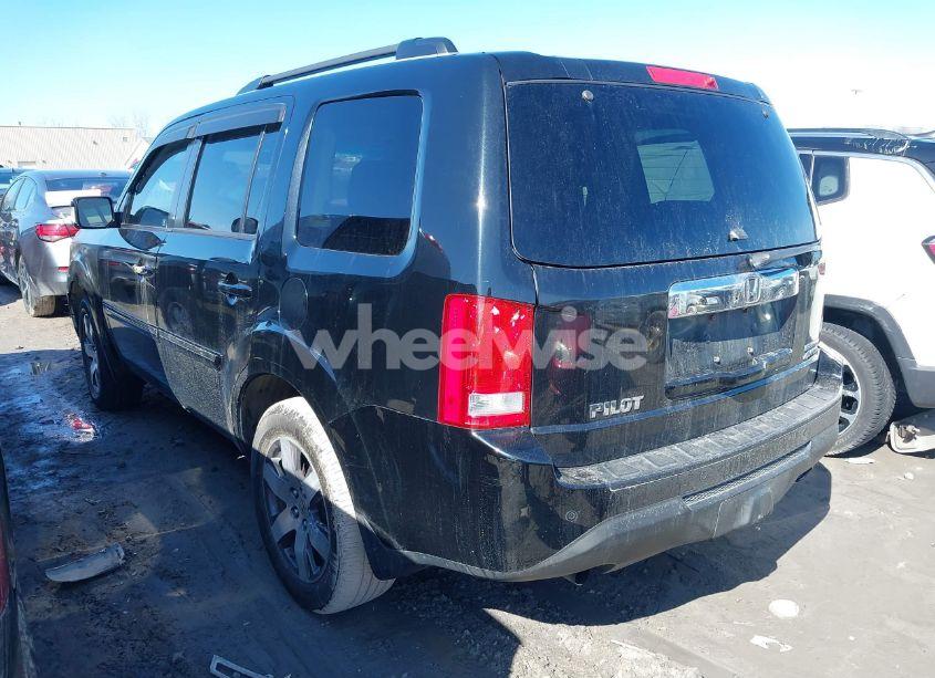 Photo 3 of 2012 Honda Pilot TOURING (VIN 5FNYF4H94CB071266)