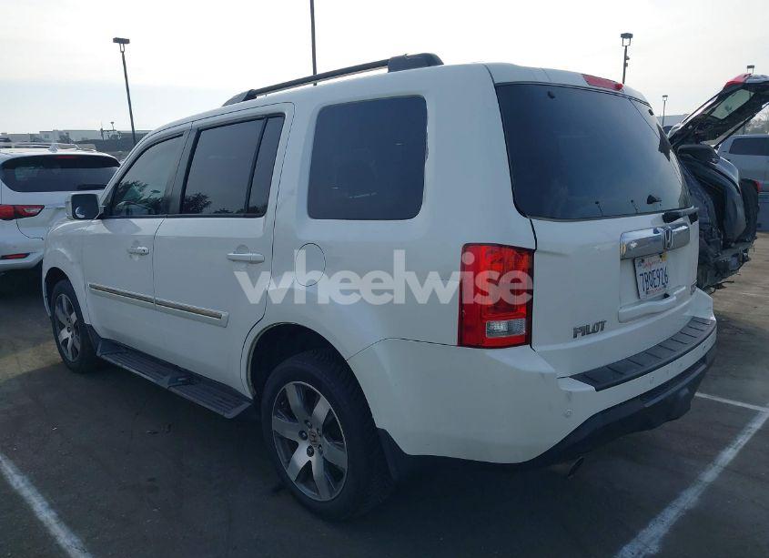 Photo 3 of 2013 Honda Pilot TOURING (VIN 5FNYF4H94DB019993)