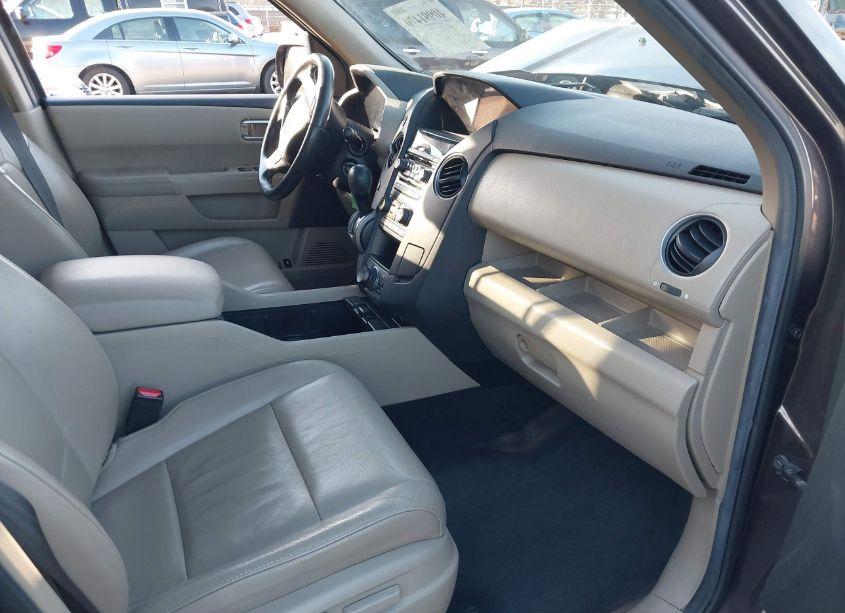 Photo 5 of 2013 Honda Pilot TOURING (VIN 5FNYF4H94DB023994)