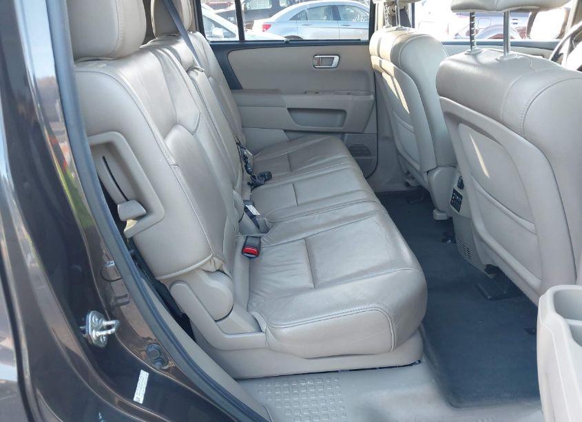 Photo 8 of 2013 Honda Pilot TOURING (VIN 5FNYF4H94DB023994)