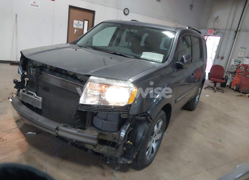 Photo 2 of 2015 Honda Pilot TOURING (VIN 5FNYF4H94FB020712)