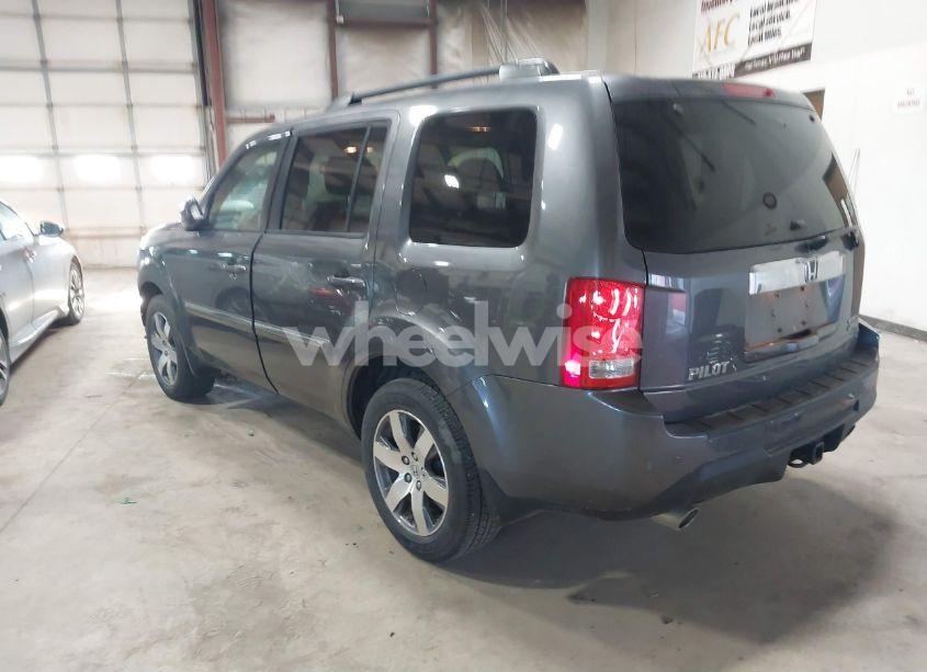 Photo 3 of 2015 Honda Pilot TOURING (VIN 5FNYF4H94FB020712)