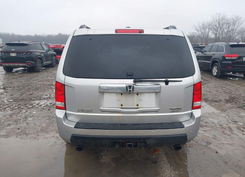 Photo 16 of 2011 Honda Pilot TOURING (VIN 5FNYF4H95BB062641)