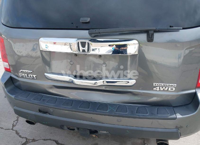 Photo 17 of 2011 Honda Pilot TOURING (VIN 5FNYF4H95BB067399)