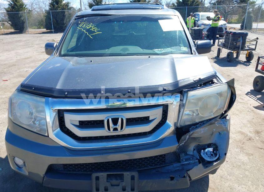 Photo 12 of 2011 Honda Pilot TOURING (VIN 5FNYF4H95BB090892)