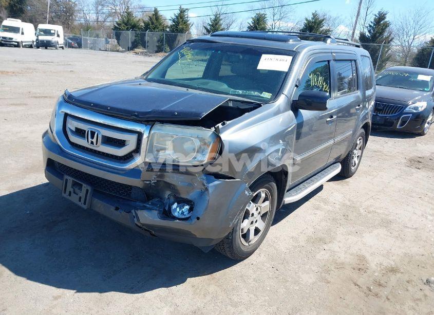 Photo 2 of 2011 Honda Pilot TOURING (VIN 5FNYF4H95BB090892)