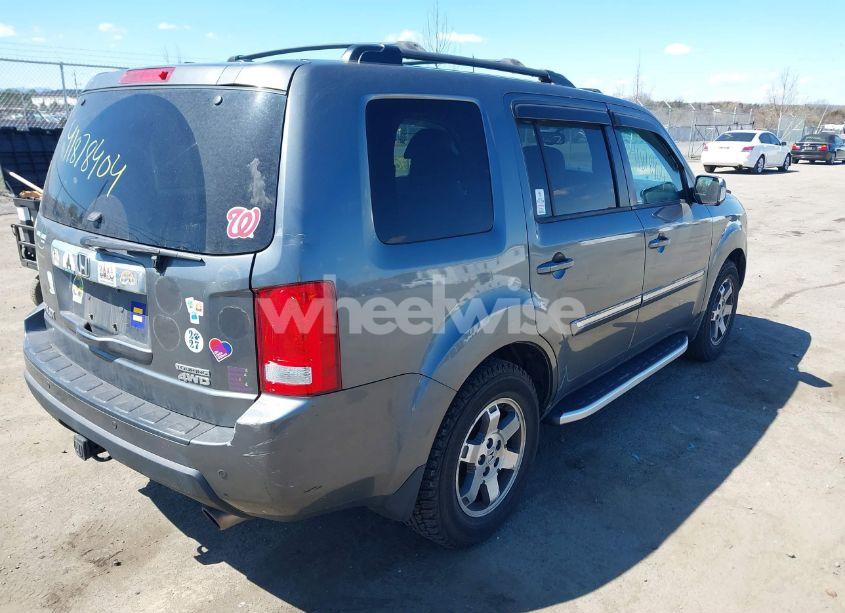 Photo 4 of 2011 Honda Pilot TOURING (VIN 5FNYF4H95BB090892)