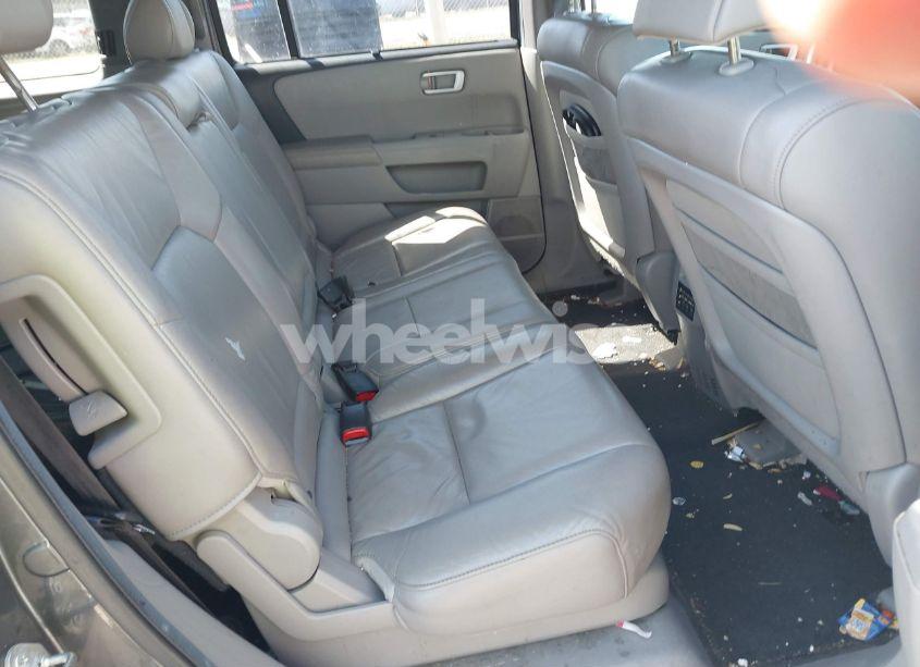 Photo 8 of 2011 Honda Pilot TOURING (VIN 5FNYF4H95BB090892)