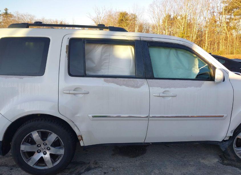 Photo 14 of 2012 Honda Pilot TOURING (VIN 5FNYF4H95CB037935)