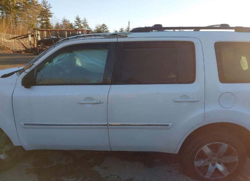 Photo 15 of 2012 Honda Pilot TOURING (VIN 5FNYF4H95CB037935)