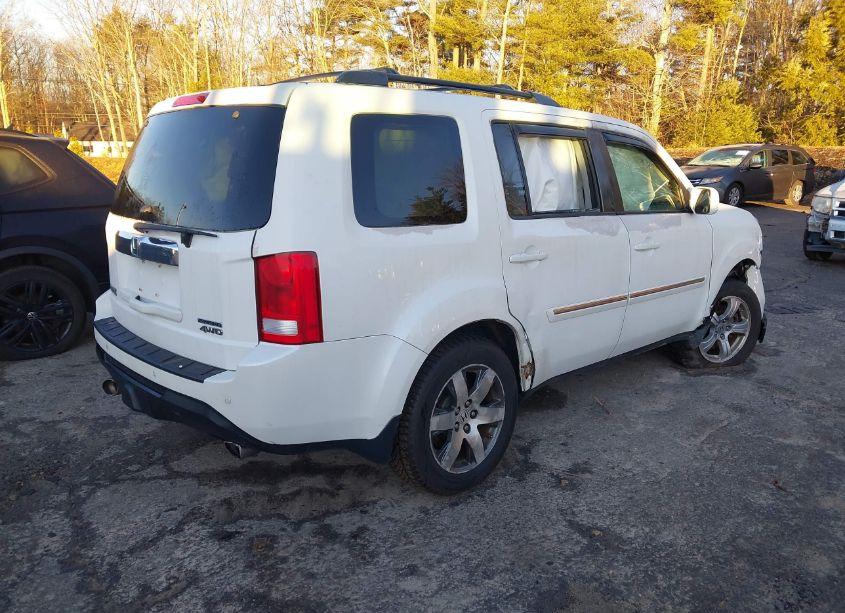 Photo 4 of 2012 Honda Pilot TOURING (VIN 5FNYF4H95CB037935)