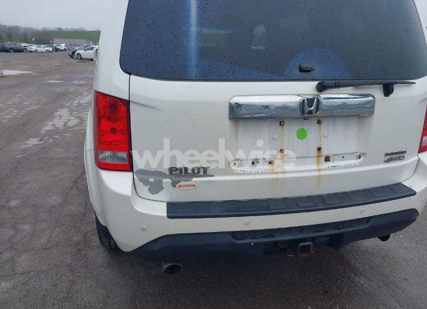 Photo 6 of 2013 Honda Pilot TOURING (VIN 5FNYF4H95DB011661)