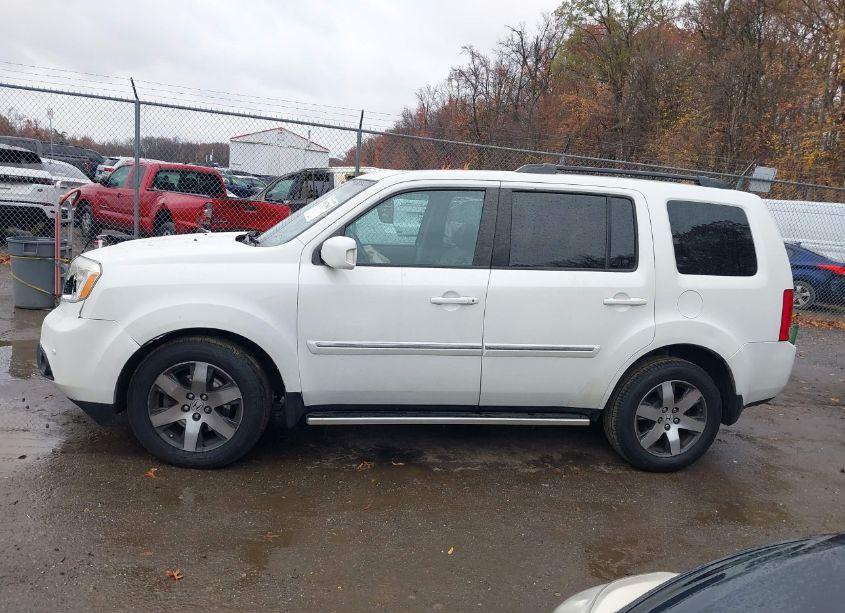 Photo 14 of 2013 Honda Pilot TOURING (VIN 5FNYF4H95DB013832)